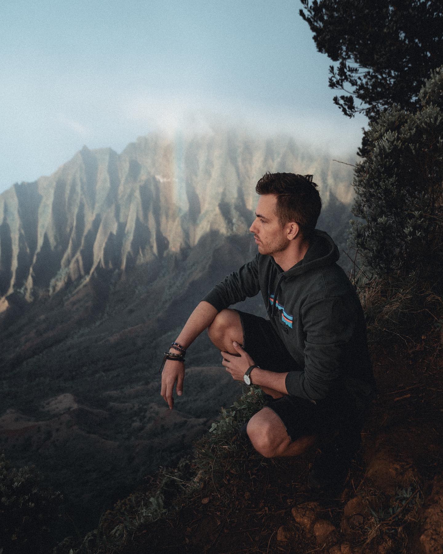 The greatest beauty is the one that needs to be searched for. 🌈 🌅